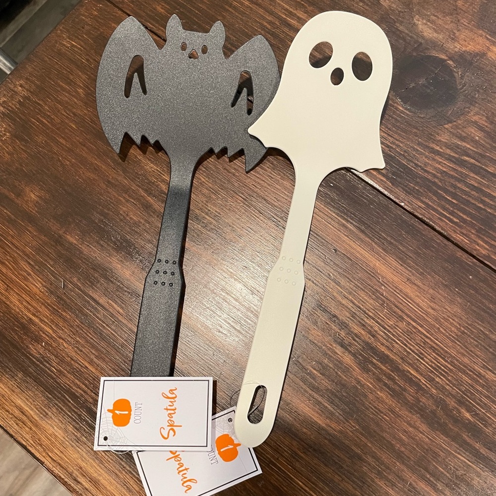 Target Halloween Ghost & Bat Spatula